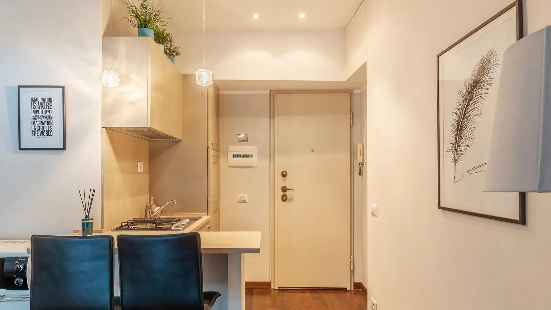 Ad Un Passo Da Piazza Di Pietra - Mini House Apartment Rome