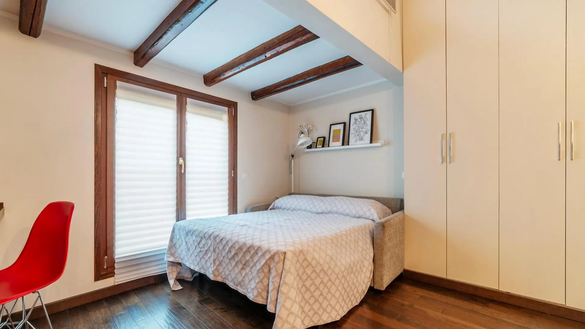 Ad Un Passo Da Piazza Di Pietra - Mini House Apartment Rome Italy