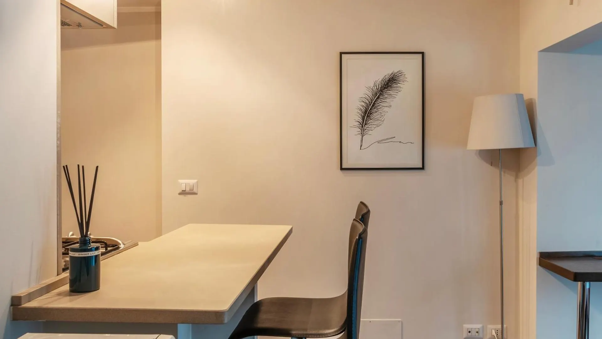 Ad Un Passo Da Piazza Di Pietra - Mini House Apartment Rome Italy