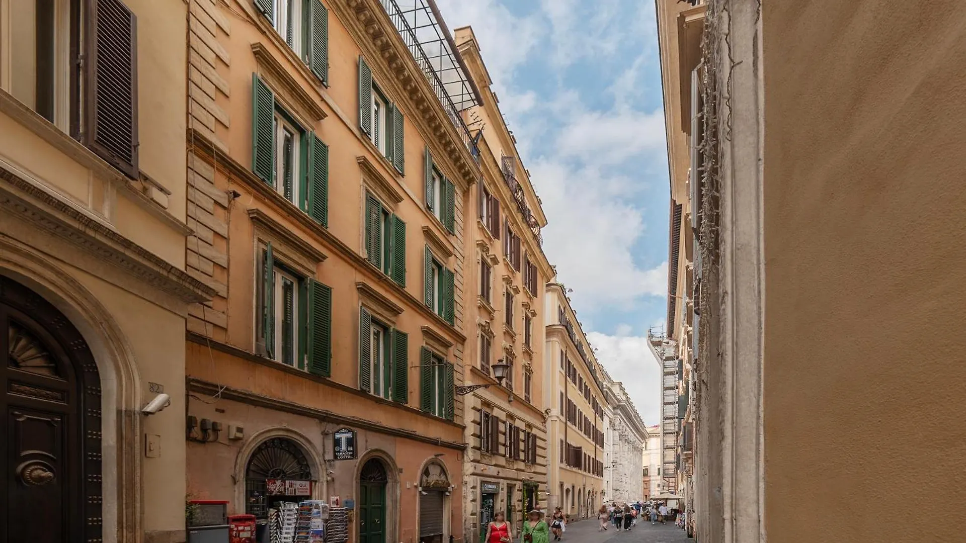 Ad Un Passo Da Piazza Di Pietra - Mini House Apartment Rome Italy